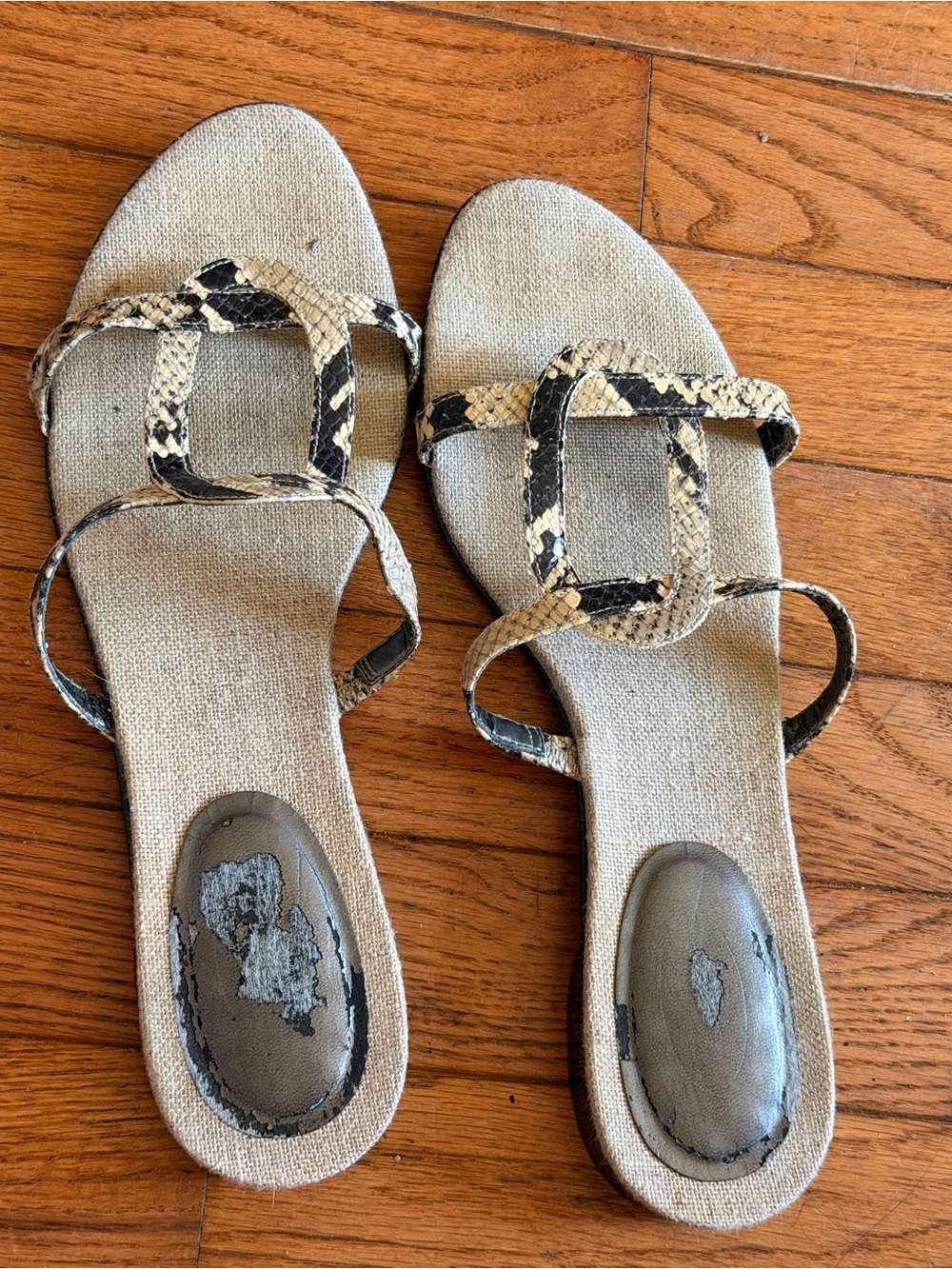 Women's Snake-Print Beige Slide Sandals. Made in Spain